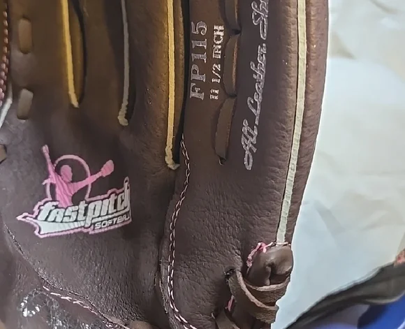 Rawlings Youth Fast Pitch Brown Glove with Pink Accents - Picture 2 of 6